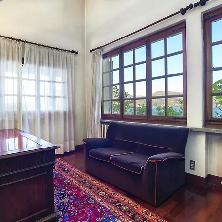 Ispra Villa Sleeps 10 With Wifi * イスプラ